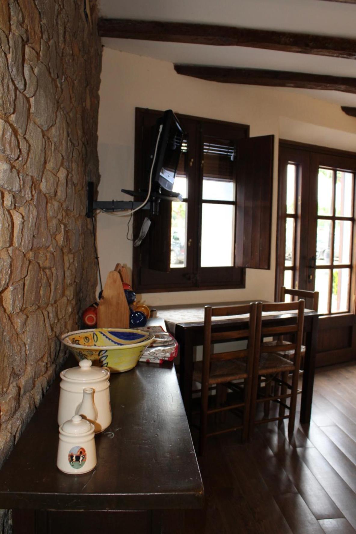 Apartaments Rurals Ai Manyac San Miguel de Cruilles 外观 照片